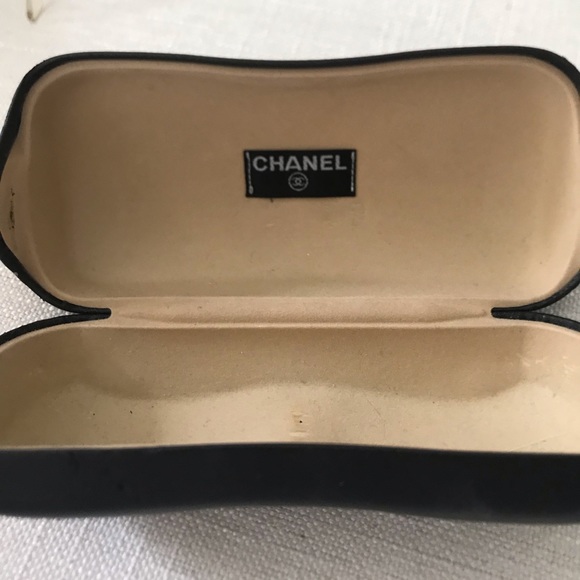 CHANEL Aviator Sunglasses - Picture 7 of 14